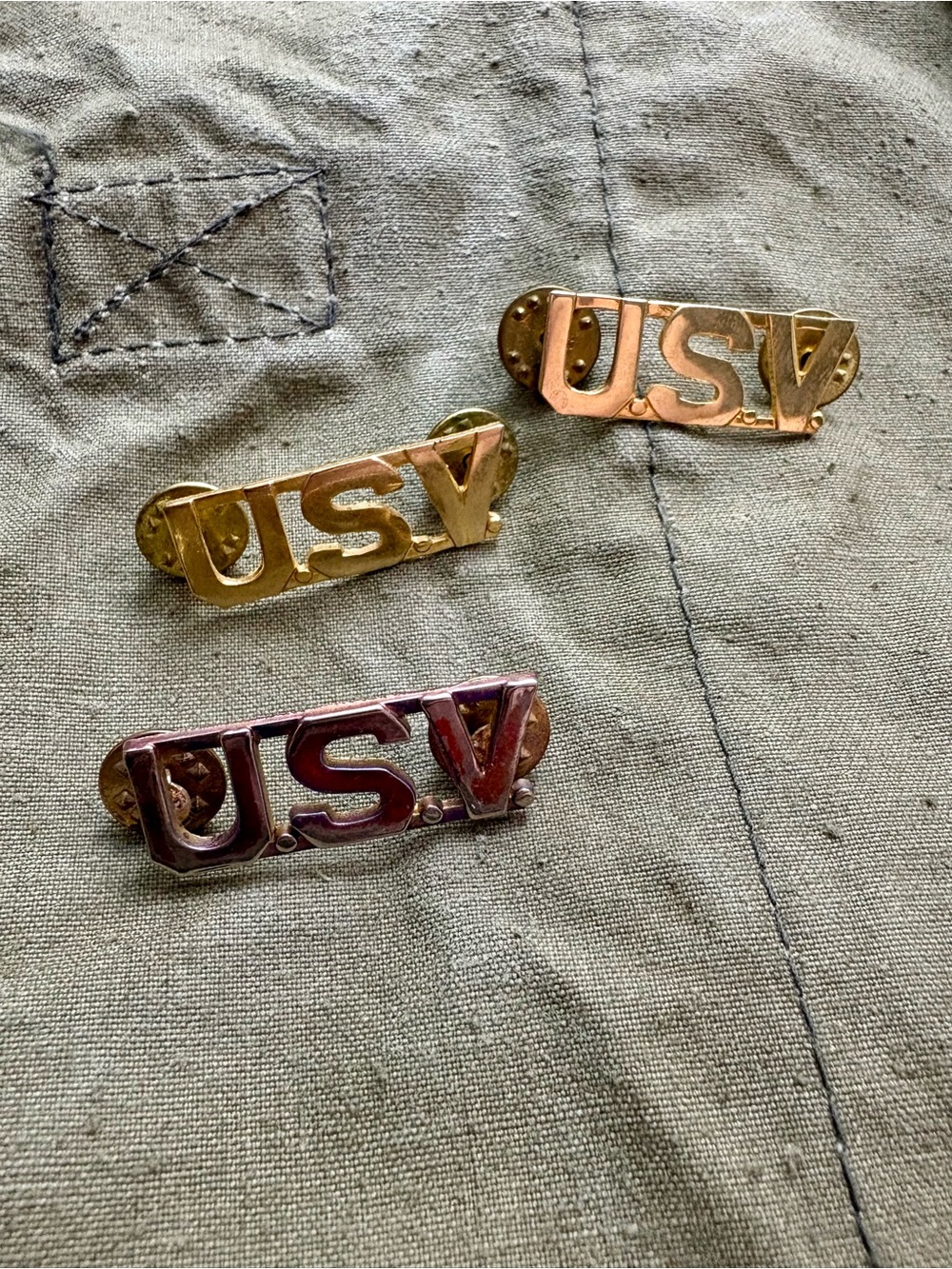 Set of 3 USV Military Air Force Metal Pin Badges